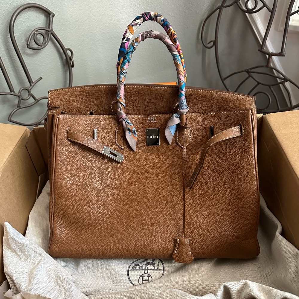SOLD!!Final price drop!❤️Birkin 40 gold Togo with palladium hardware